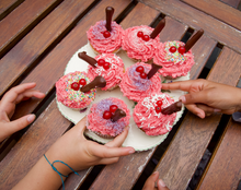 Load image into Gallery viewer, Sewing Camp Workshop 22/08 Summer Hols. Pay deposit only now (total €85 for 8 hour day camp)