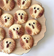 Load image into Gallery viewer, Wooden cutting board with owl-shaped cookies