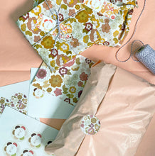 Load image into Gallery viewer, 1977 Bedding Bundle: Duvet Set with Fitted Sheet Included