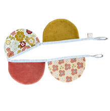 Load image into Gallery viewer, Scollop Bunting - 4 Flags