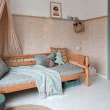 Load image into Gallery viewer, Junior Bed Fitted Sheet - Jasper