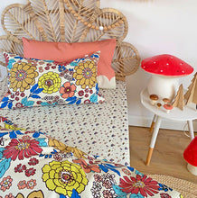 Load image into Gallery viewer, Cushion - Eco Velvet Delilah Print