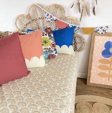 Load image into Gallery viewer, Scallop Pillowcase - Pillow Covers Online | Moozle