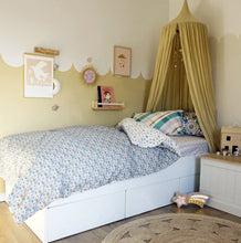 Load image into Gallery viewer, DELILAH GREEN Bedding Bundle: Reversible Duvet Set with Fitted Sheet