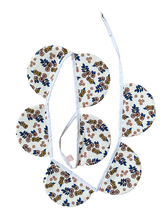 Load image into Gallery viewer, Scollop Bunting Flags