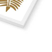 Load image into Gallery viewer, Garden Clematis Framed Print