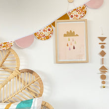 Load image into Gallery viewer, Scollop Bunting - 15 flags