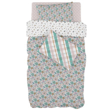 Load image into Gallery viewer, DELILAH GREEN Bedding Bundle: Reversible Duvet Set with Fitted Sheet
