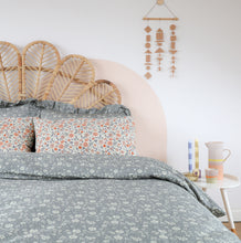 Load image into Gallery viewer, Ruffle Edged Pillowcase Jasper
